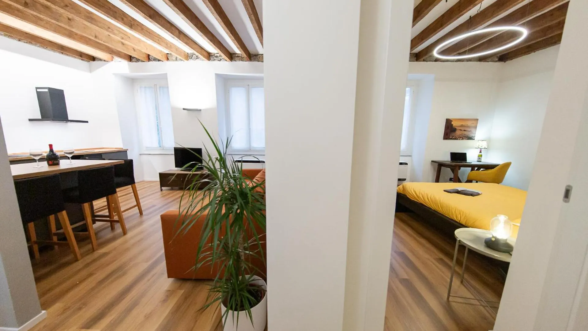 Lia Urban Suites - Genova Foce Italy