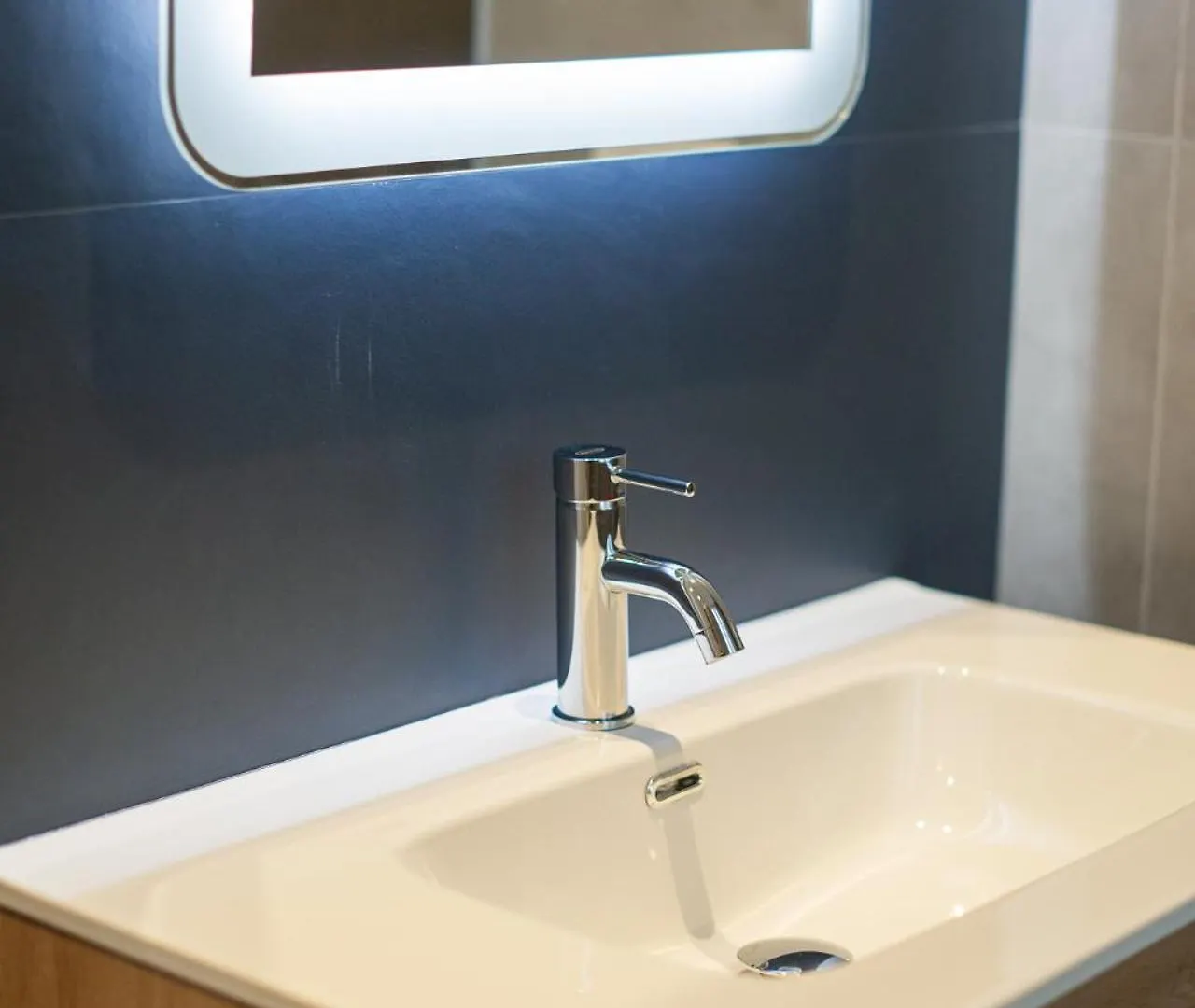 Lia Urban Suites - Genova Foce Italy